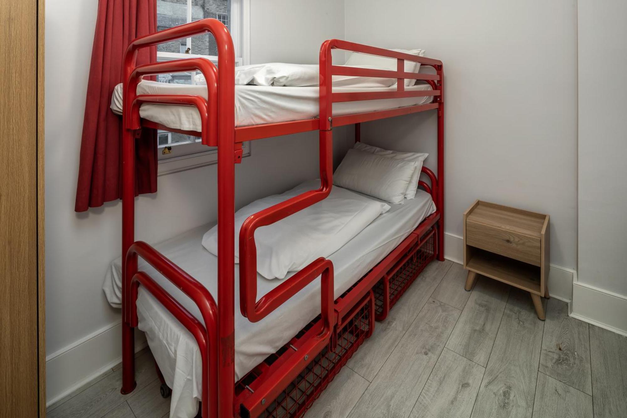 Astor Kensington Hostel Londra Exterior foto