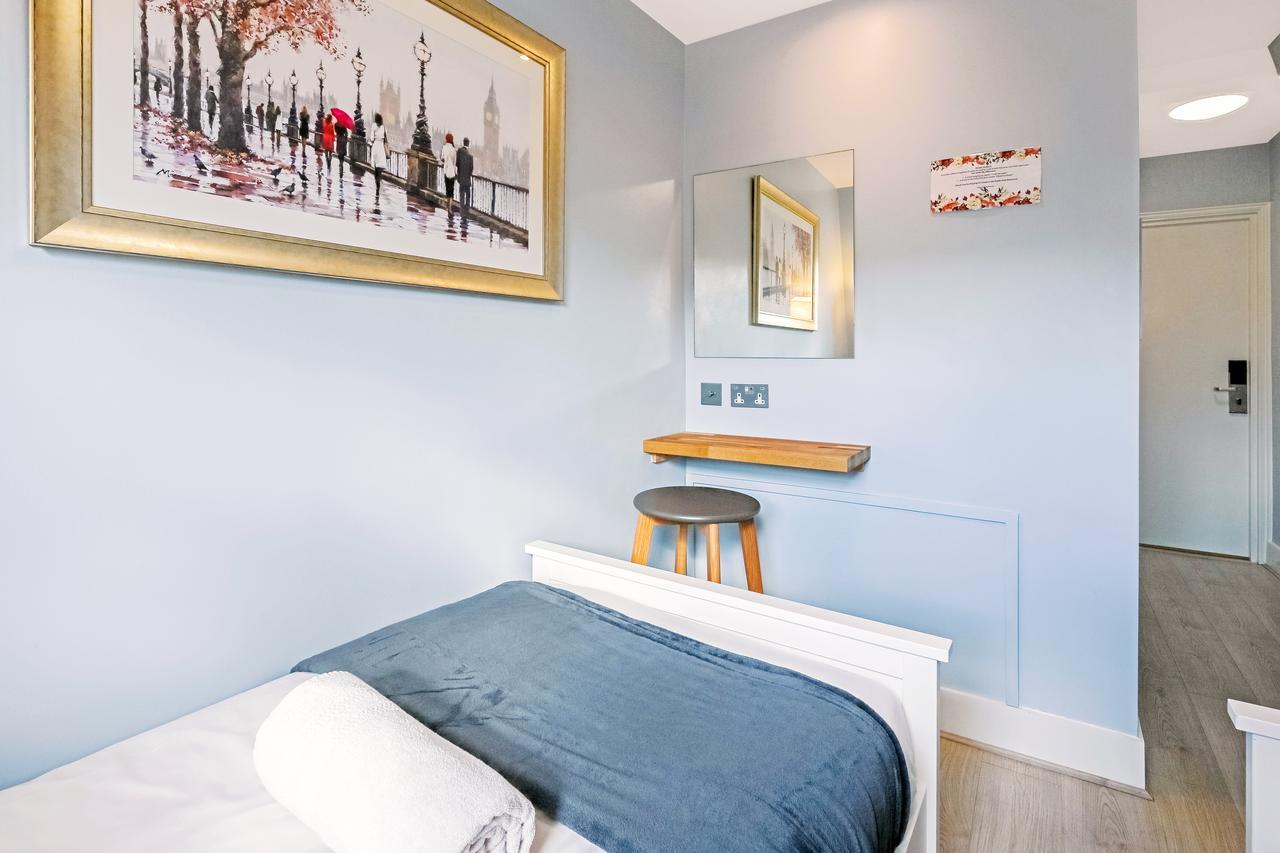 Astor Kensington Hostel Londra Exterior foto